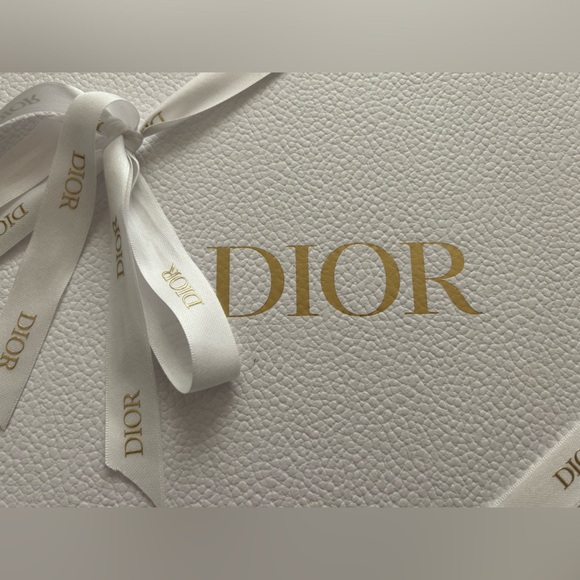 Authentic Dior Box - Picture 2 of 3